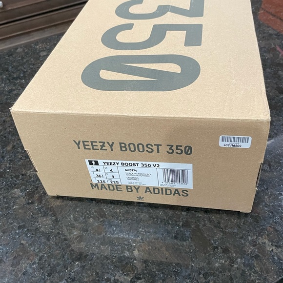 Yeezy 350 Boost V2 Moon Rock - Picture 11 of 11